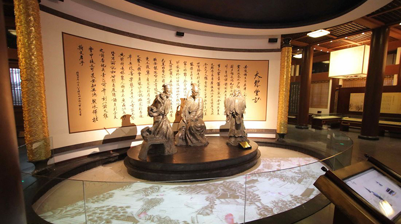 博物館展示查詢機(jī)--磐眾科技(廣州)有限公司